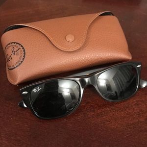 Women’s Ray Bans